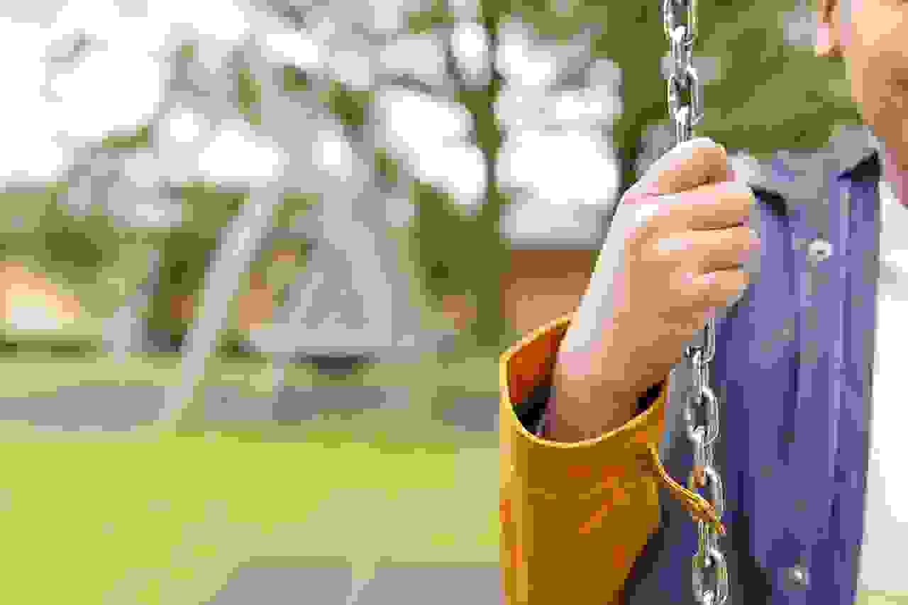 LF241098-web-1280